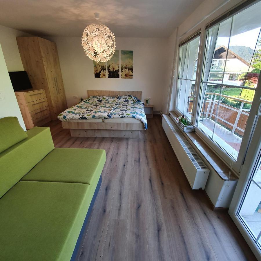 Apartma Rozle Мойстрана Екстериор снимка