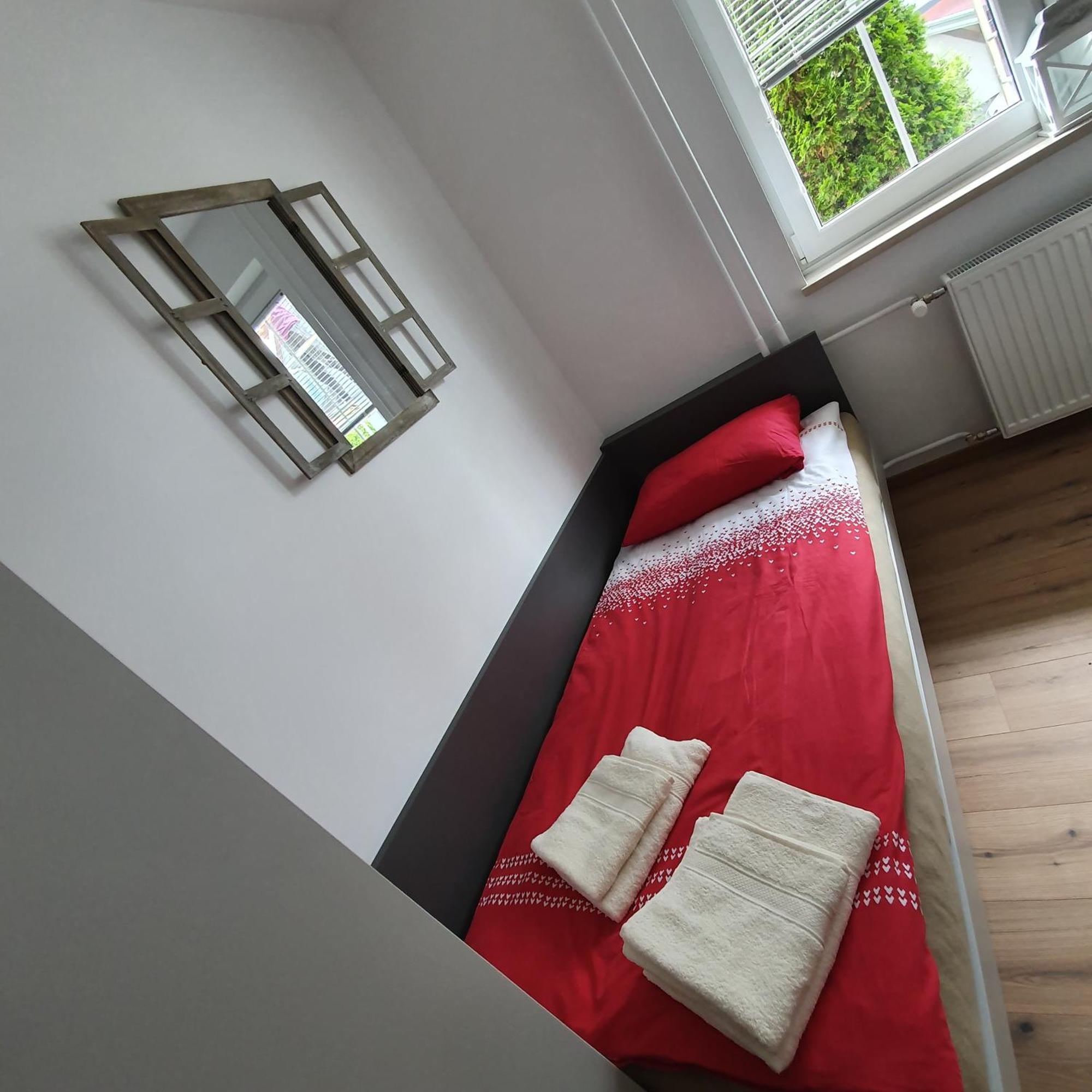 Apartma Rozle Мойстрана Екстериор снимка