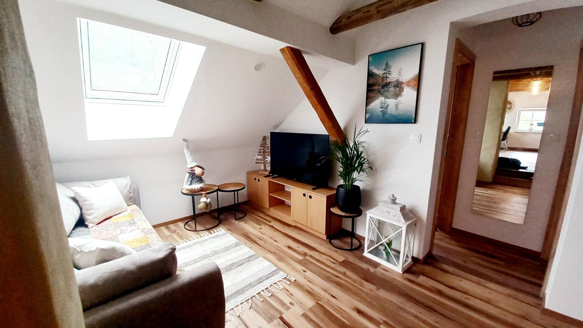 Apartma Rozle Мойстрана Екстериор снимка
