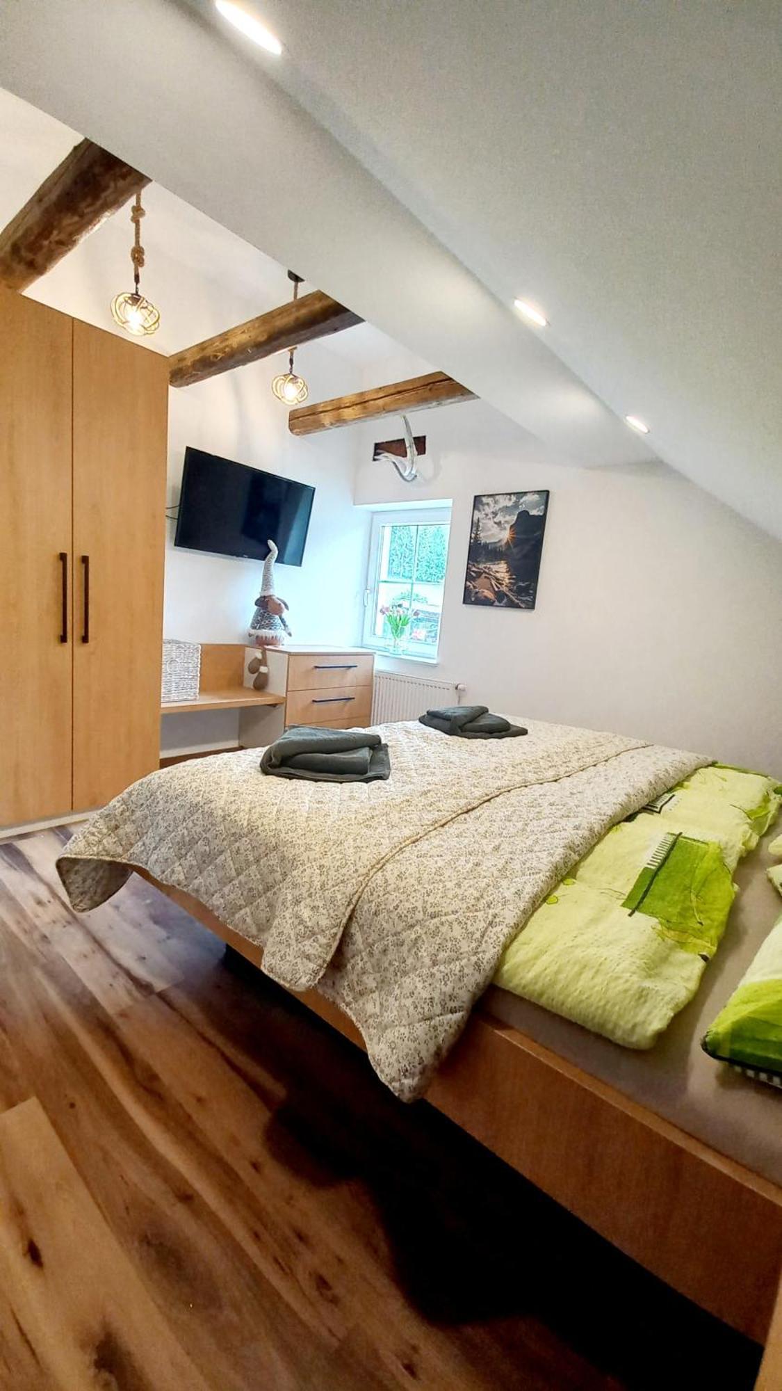 Apartma Rozle Мойстрана Екстериор снимка